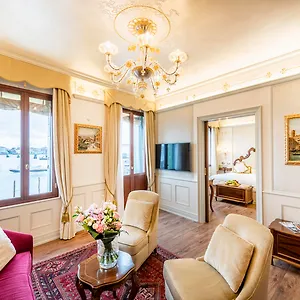 Monaco & Grand Canal Venise